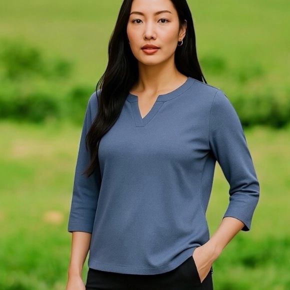 Orvis Tops - Orvis Notched Neck Tunic Top NWT